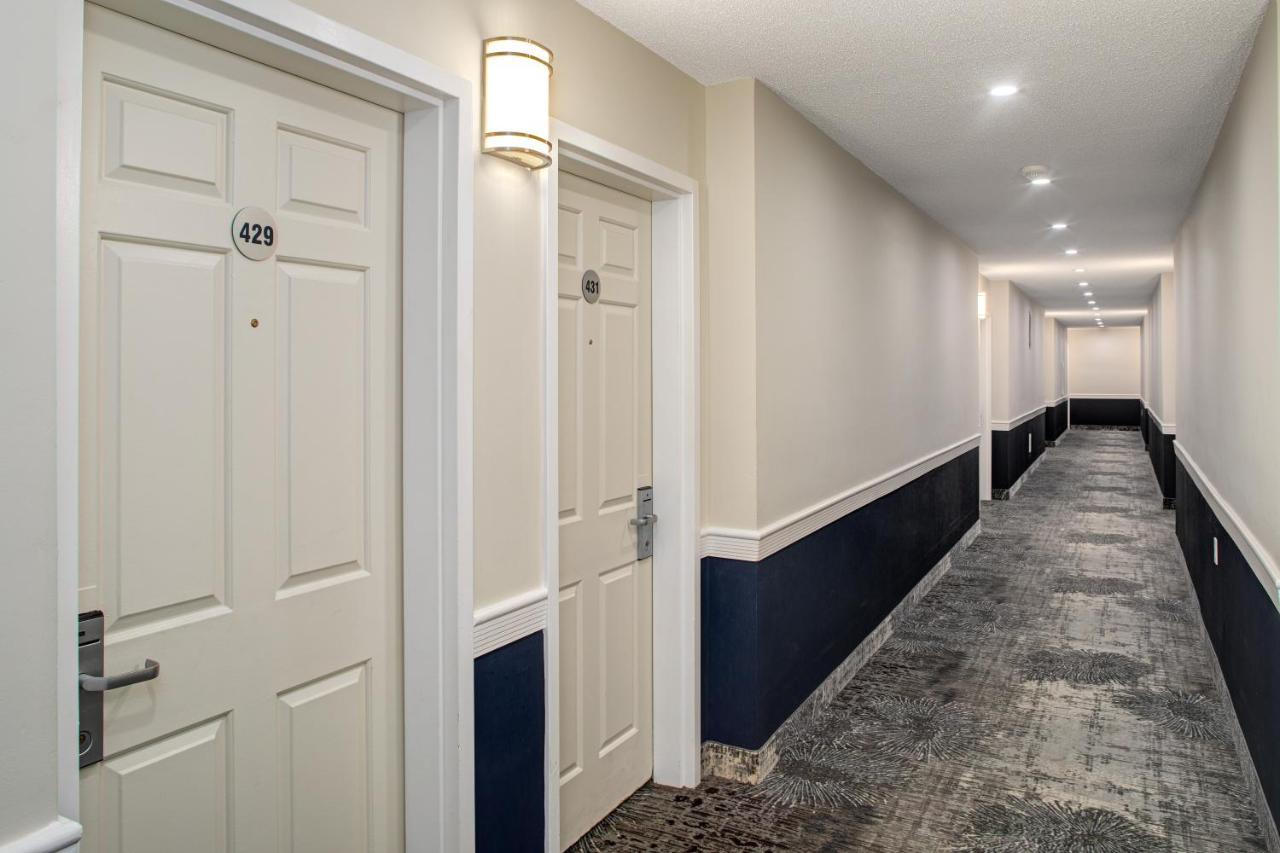 Travelodge Hotel By Wyndham Sudbury Bagian luar foto