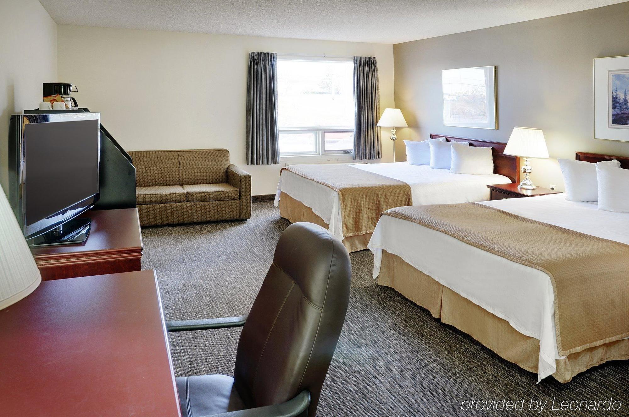 Travelodge Hotel By Wyndham Sudbury Bagian luar foto